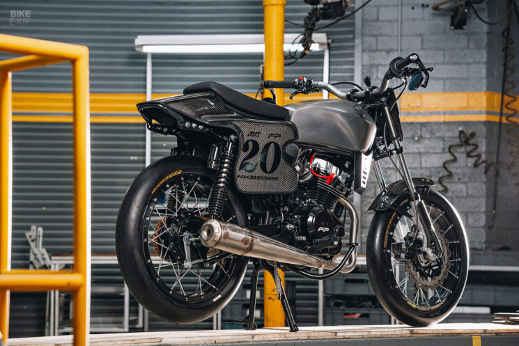 AKT NKD 125 street tracker by FP