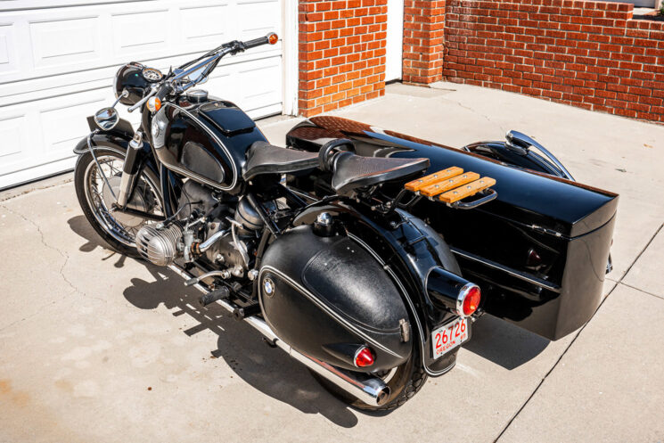 1965 BMW R60/2 with Steib cargo box