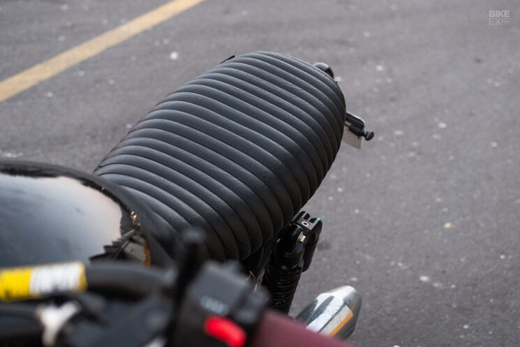 Motone Skinny Krait Triumph Bonneville seat