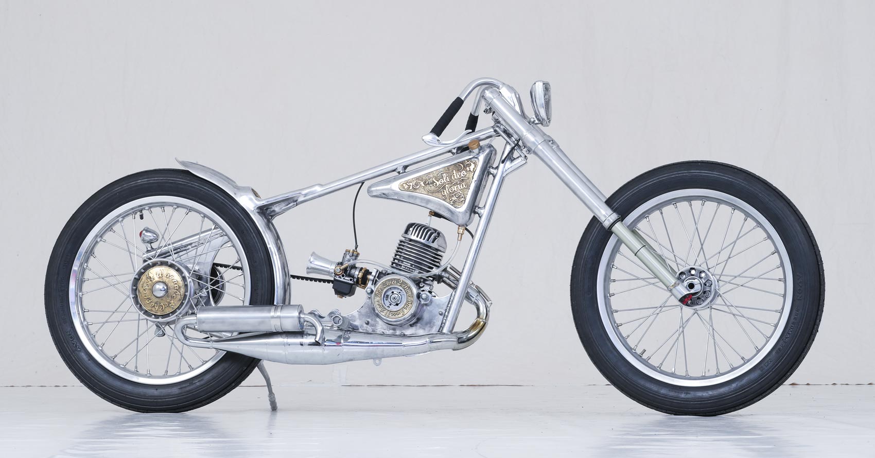 Zwei: 53kg 2-Stroke Racing Bike from Wannabe-Choppers