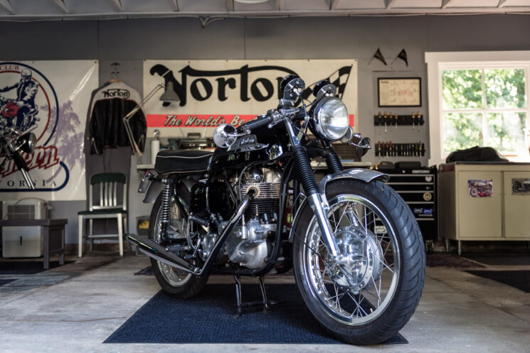 Solo Motorcycle Works Norton Atlas