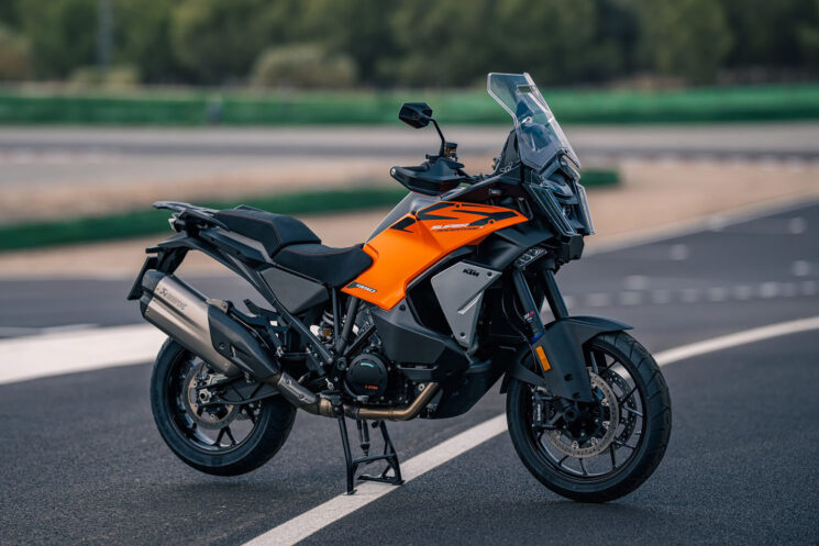 2025 KTM 1390 Super Adventure S EVO