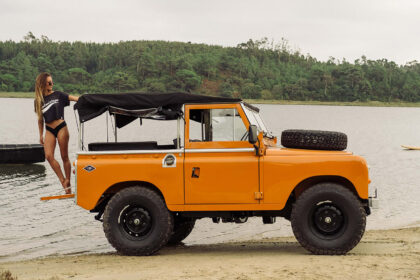 Cool & Vintage Land Rover Series 2A