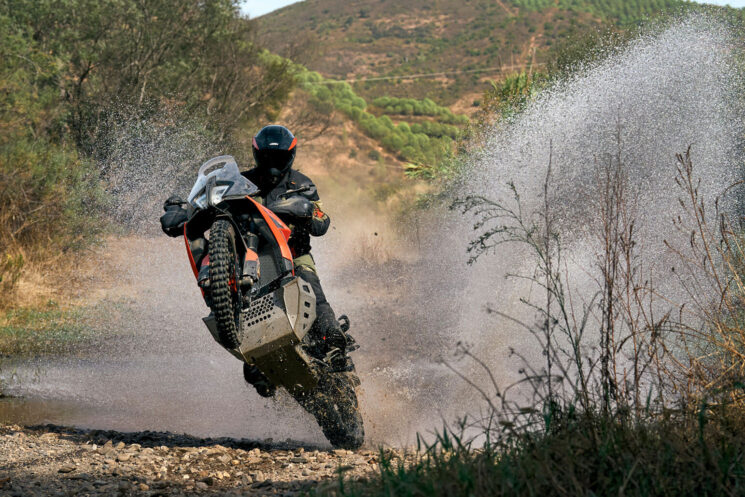 2025 KTM 790 Adventure updates