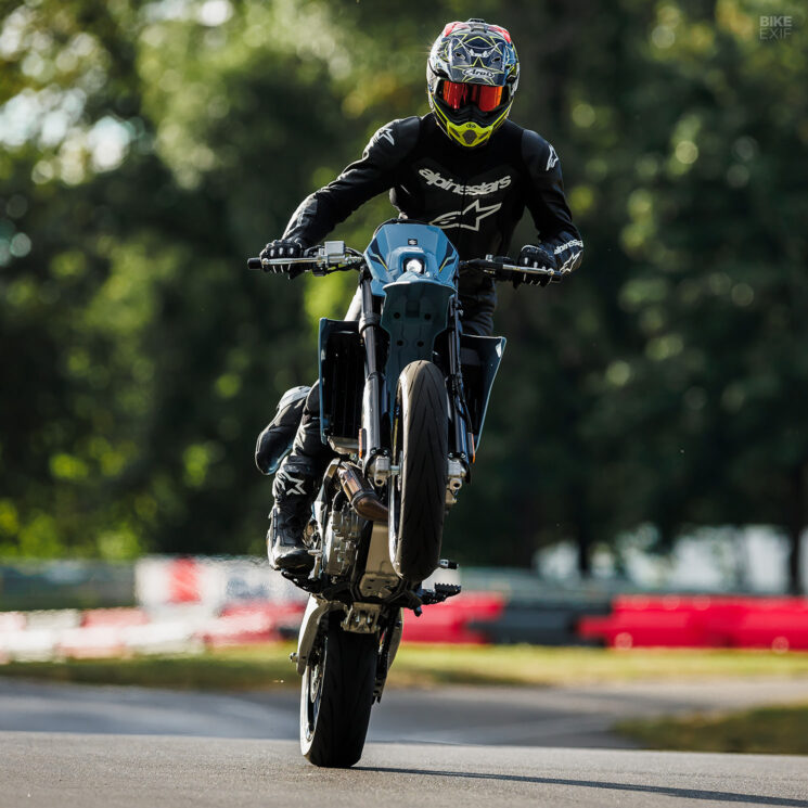 2025 Suzuki DR-Z4SM supermoto