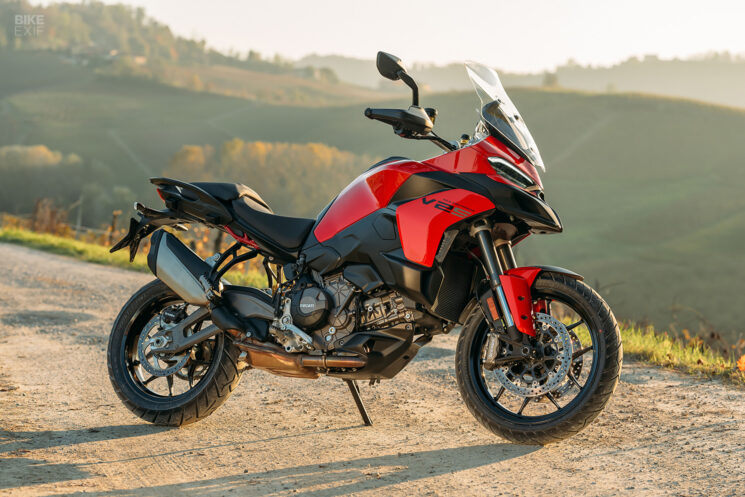 Vélo de tourisme aventure Ducati Multistrada V2 2025