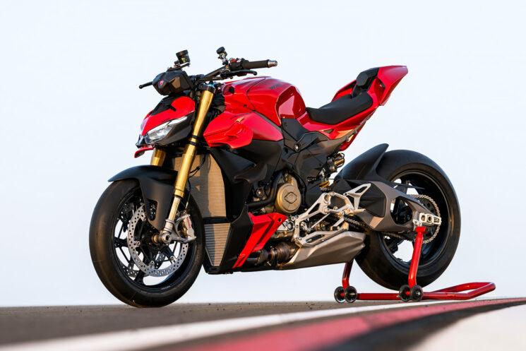 2025 Ducati Streetfighter V4 S