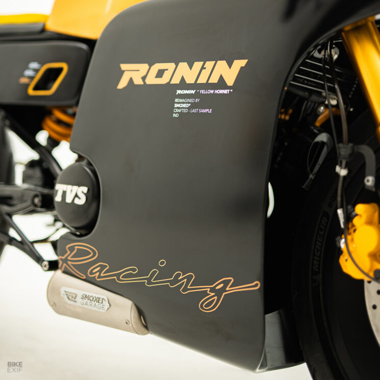 Téléviseurs personnalisés Ronin 225 par Smoked Garage