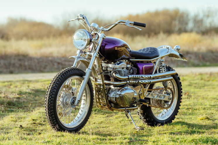 Kawasaki W650 desert sled by Dirty Dick's Motos