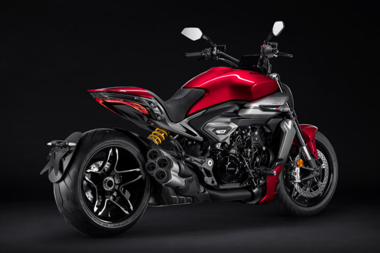 2025 Ducati XDiavel V4 super cruiser